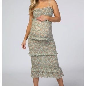 Fitted smocked ruffle tiered midi dress from Pinkblush maternity. NWOT